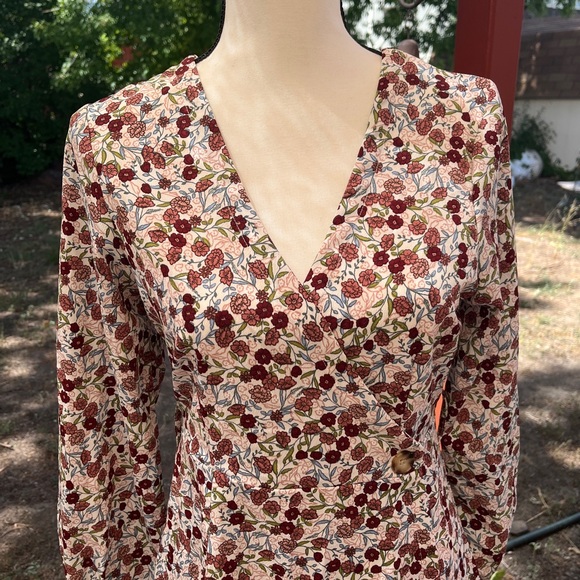 Volcom Floral Print Wrap Dress - Picture 2 of 16